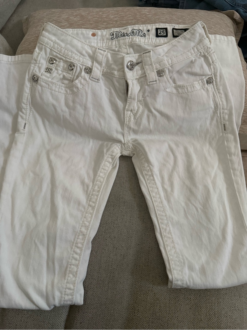 Women’s Miss Me Jeans (White)